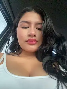 andrea gomes  online show from February 26, 2026, 8:41 pm