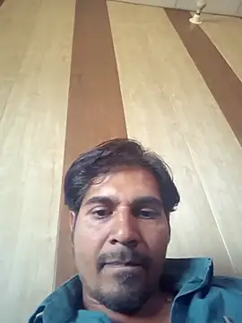 Snapshot of johnny8731 chatting on November 6, 2025, 8:26 am johnny8731 online show from November 6, 2025, 8:26 am