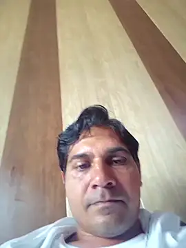 johnny8731 online show from May 10, 2026, 6:18 am