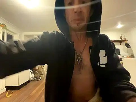 mastertittiefkr online show from November 6, 2025, 10:49 am