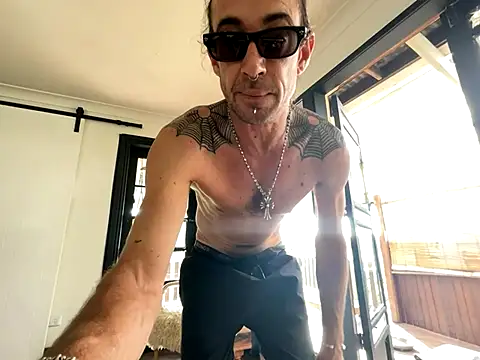 mastertittiefkr online show from November 7, 2025, 6:13 am