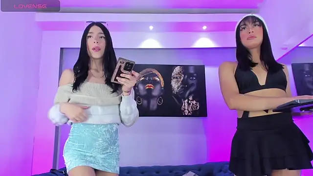 The Hot Ts Dolls online show from September 26, 2025, 8:13 pm