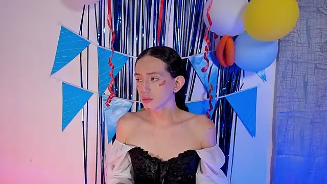 peachandtyron  online show from September 30, 2025, 4:06 am