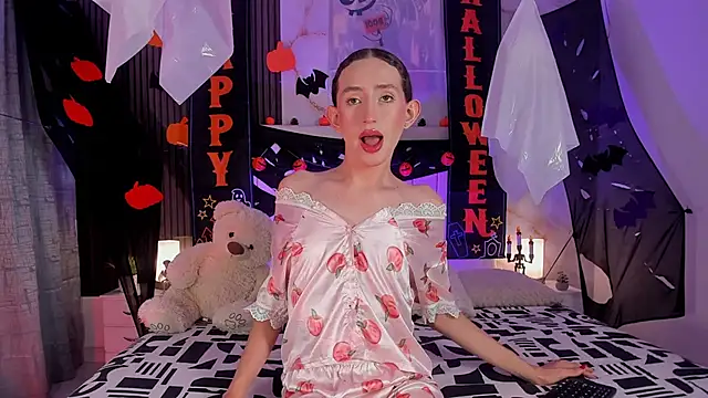 peachandtyron  online show from October 23, 2025, 3:39 am