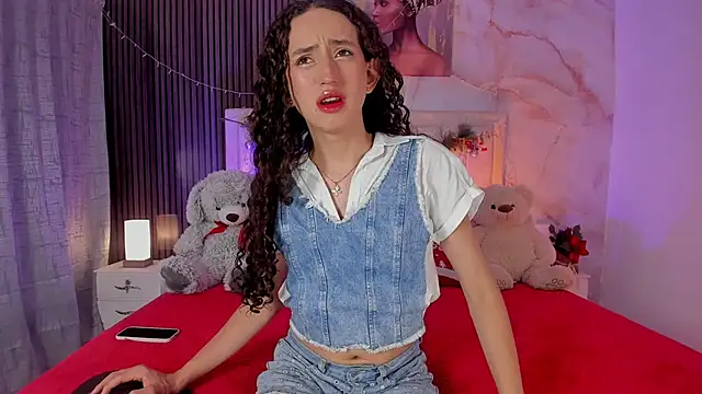 peachandtyron  online show from February 18, 2026, 4:19 am