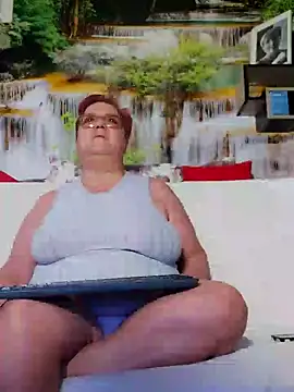 QueenPammy1 online show from February 2, 2025, 6:37 am