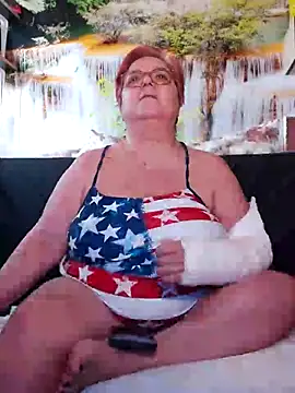 QueenPammy1 online show from March 14, 2025, 12:51 pm