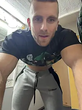 trainwithme online show from November 25, 2025, 8:14 am