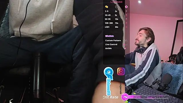 Snapshot of Aaron_malikk chatting on November 14, 2025, 3:38 am Aaron malikk online show from November 14, 2025, 3:38 am