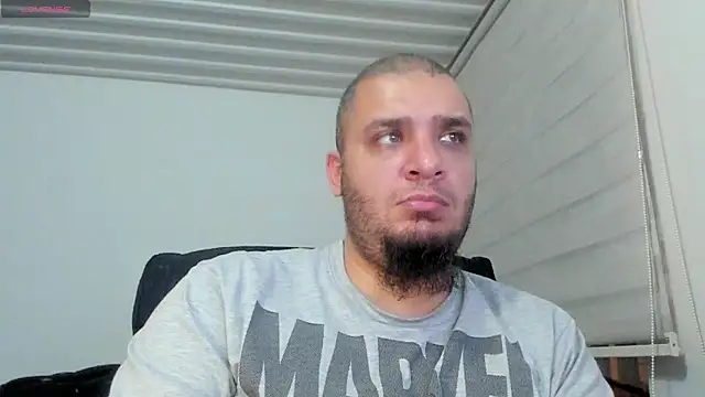 SIGFRID J online show from March 18, 2025, 2:04 am