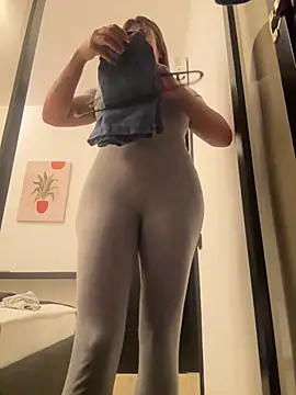 Snapshot of ultimate_PAWG chatting on June 19, 2026, 10:02 pm ultimate PAWG online show from June 19, 2026, 10:02 pm