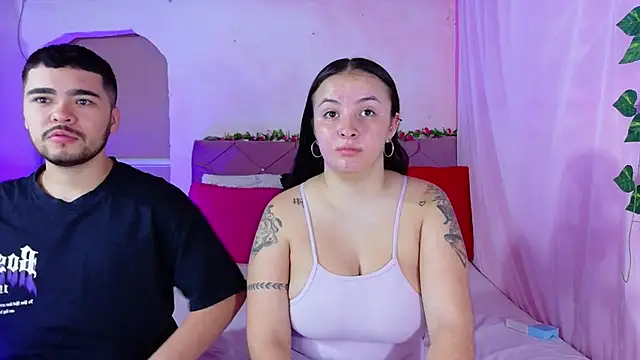 Snapshot of _mia_and_mike_ chatting on October 10, 2025, 1:10 pm  mia and mike  online show from October 10, 2025, 1:10 pm