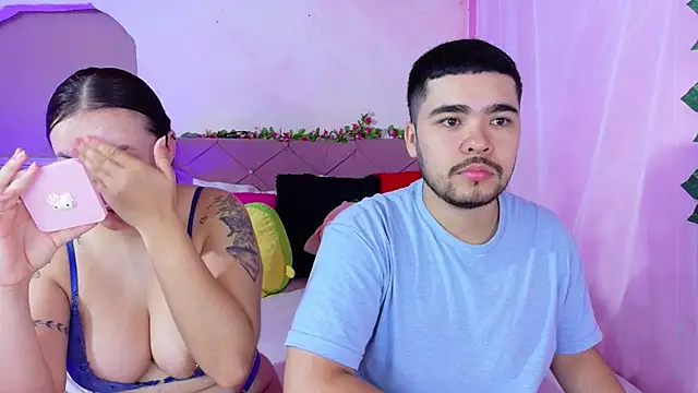 Snapshot of _mia_and_mike_ chatting on October 11, 2025, 1:42 pm  mia and mike  online show from October 11, 2025, 1:42 pm