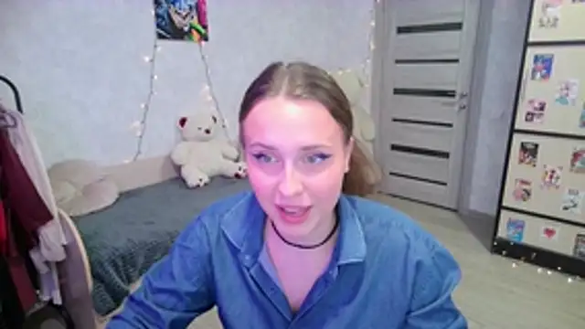 BarbiePieer online show from November 19, 2025, 6:13 am