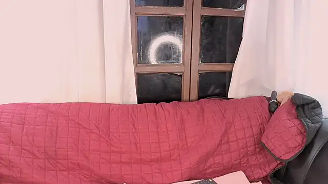 Snapshot of kronysmith chatting on October 14, 2025, 10:54 pm kronysmith online show from October 14, 2025, 10:54 pm