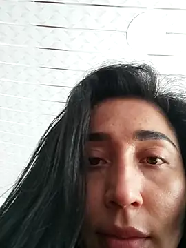 Snapshot of Elowyn chatting on September 28, 2025, 8:36 pm Elowyn online show from September 28, 2025, 8:36 pm