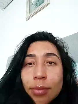 Snapshot of Elowyn chatting on October 5, 2025, 8:51 pm Elowyn online show from October 5, 2025, 8:51 pm