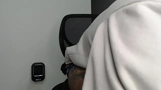 bigdick monster1 online show from October 15, 2025, 10:37 am