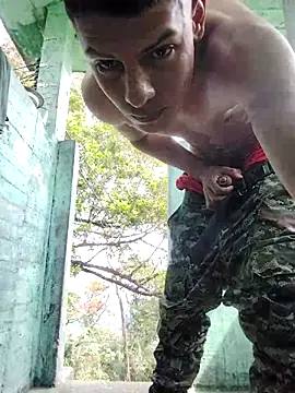 Pichoneterno online show from February 8, 2026, 7:06 pm