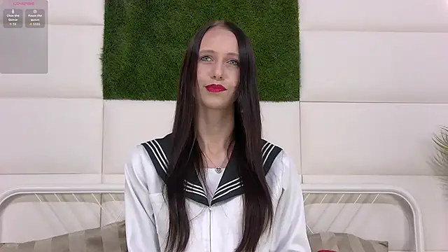 Snapshot of TaraHarris chatting on October 12, 2025, 8:24 am TaraHarris online show from October 12, 2025, 8:24 am