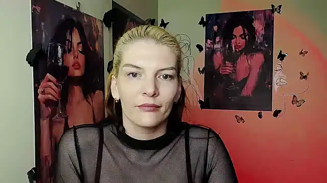 VanessaRey  online show from March 28, 2026, 6:29 pm