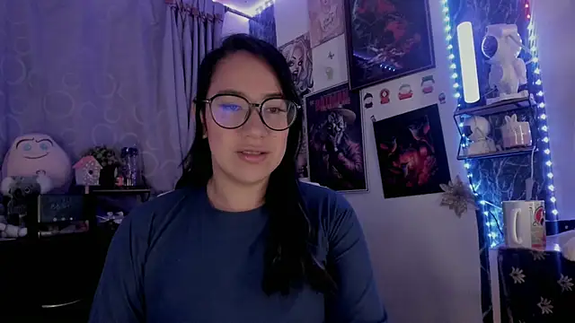 julibella sweet online show from September 10, 2025, 3:12 pm