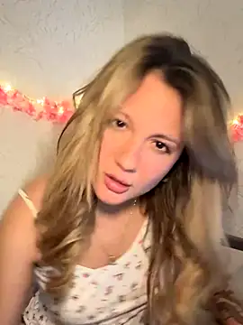 Snapshot of mollygirll chatting on October 9, 2025, 4:05 pm mollygirll online show from October 9, 2025, 4:05 pm