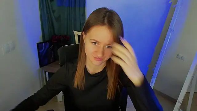 Catherine e online show from October 27, 2025, 7:40 pm