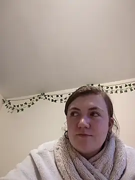 Snapshot of ShereeJenkins chatting on March 21, 2025, 5:45 pm ShereeJenkins online show from March 21, 2025, 5:45 pm