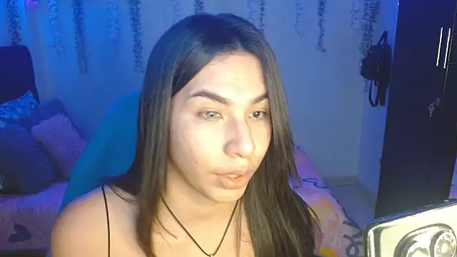Snapshot of Lyaa_Cute chatting on March 27, 2026, 3:23 am Lyaa Cute online show from March 27, 2026, 3:23 am