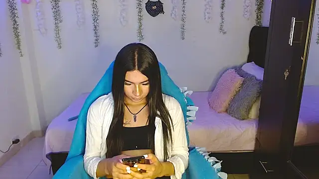 Snapshot of Lyaa_Cute chatting on April 11, 2026, 3:55 am Lyaa Cute online show from April 11, 2026, 3:55 am