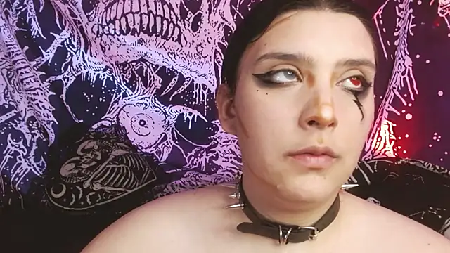 mikaskullcs online show from November 14, 2025, 9:24 pm