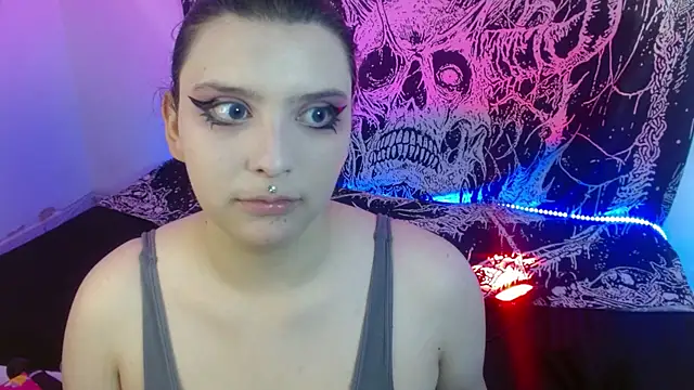 mikaskullcs online show from June 11, 2026, 7:12 pm