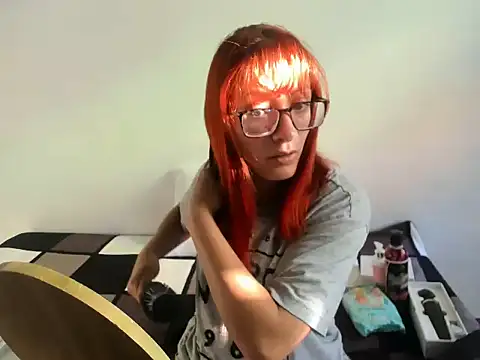 DulceXmile online show from September 21, 2025, 12:18 pm