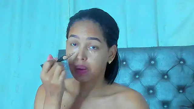 Snapshot of NikkiStarrr chatting on October 25, 2025, 10:45 am NikkiStarrr online show from October 25, 2025, 10:45 am