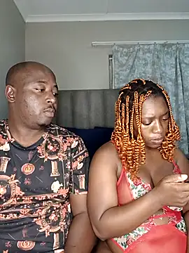 Bootylioustits online show from April 24, 2026, 10:01 pm