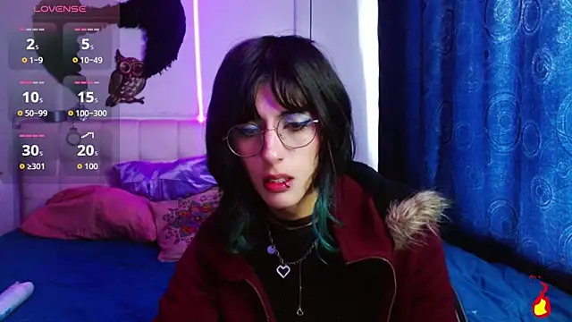 Snapshot of goth_minerva chatting on September 12, 2025, 1:55 pm goth minerva online show from September 12, 2025, 1:55 pm