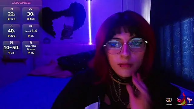 Snapshot of goth_minerva chatting on September 26, 2025, 1:48 pm goth minerva online show from September 26, 2025, 1:48 pm