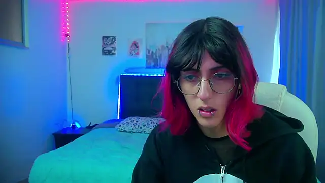 goth minerva online show from February 20, 2026, 1:22 pm