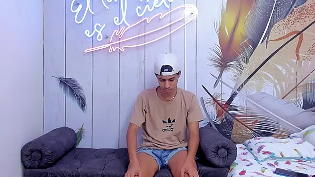 Meneaterss online show from September 29, 2025, 8:24 pm