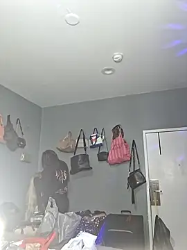 ItsBarbieBitcxxxx69 online show from November 6, 2025, 2:45 am