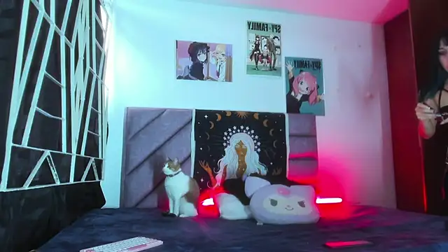 KARINNA  RAVEN online show from November 20, 2025, 7:13 pm