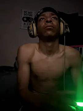 Snapshot of Keeppage chatting on November 8, 2025, 8:14 am Keeppage online show from November 8, 2025, 8:14 am