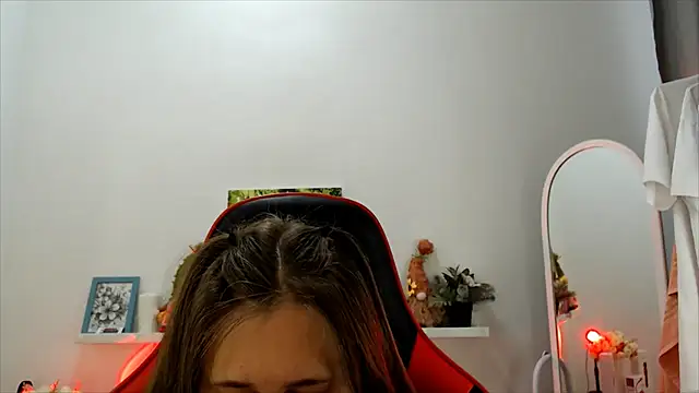 Lucky Lana online show from May 22, 2026, 2:40 am