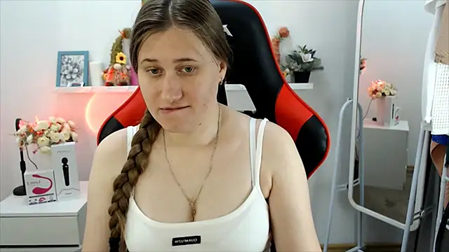 Lucky Lana online show from June 16, 2026, 2:36 am