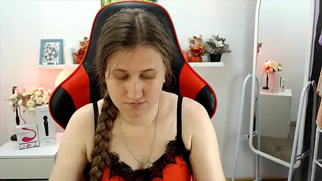 Lucky Lana online show from June 26, 2026, 3:22 am