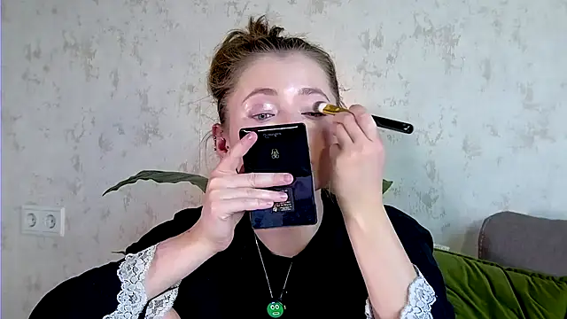 Snapshot of AshleyD_ chatting on September 30, 2025, 3:11 am AshleyD online show from September 30, 2025, 3:11 am