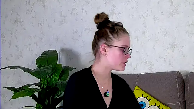 Snapshot of AshleyD_ chatting on October 19, 2025, 2:56 am AshleyD online show from October 19, 2025, 2:56 am