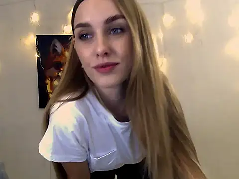 Doll Angelina online show from November 27, 2025, 7:10 am