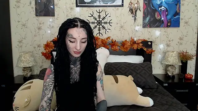 Snapshot of Velvetbat chatting on October 27, 2025, 7:01 am Velvetbat online show from October 27, 2025, 7:01 am